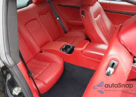 2011 Maserati Granturismo z USA, uszkodzony, nr VIN ZAM45KLA4B0059425